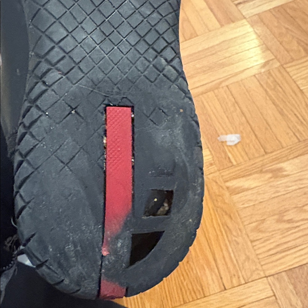 🥾 Prada padded nylon and leather drawstring winter boots - Picture 10 of 11